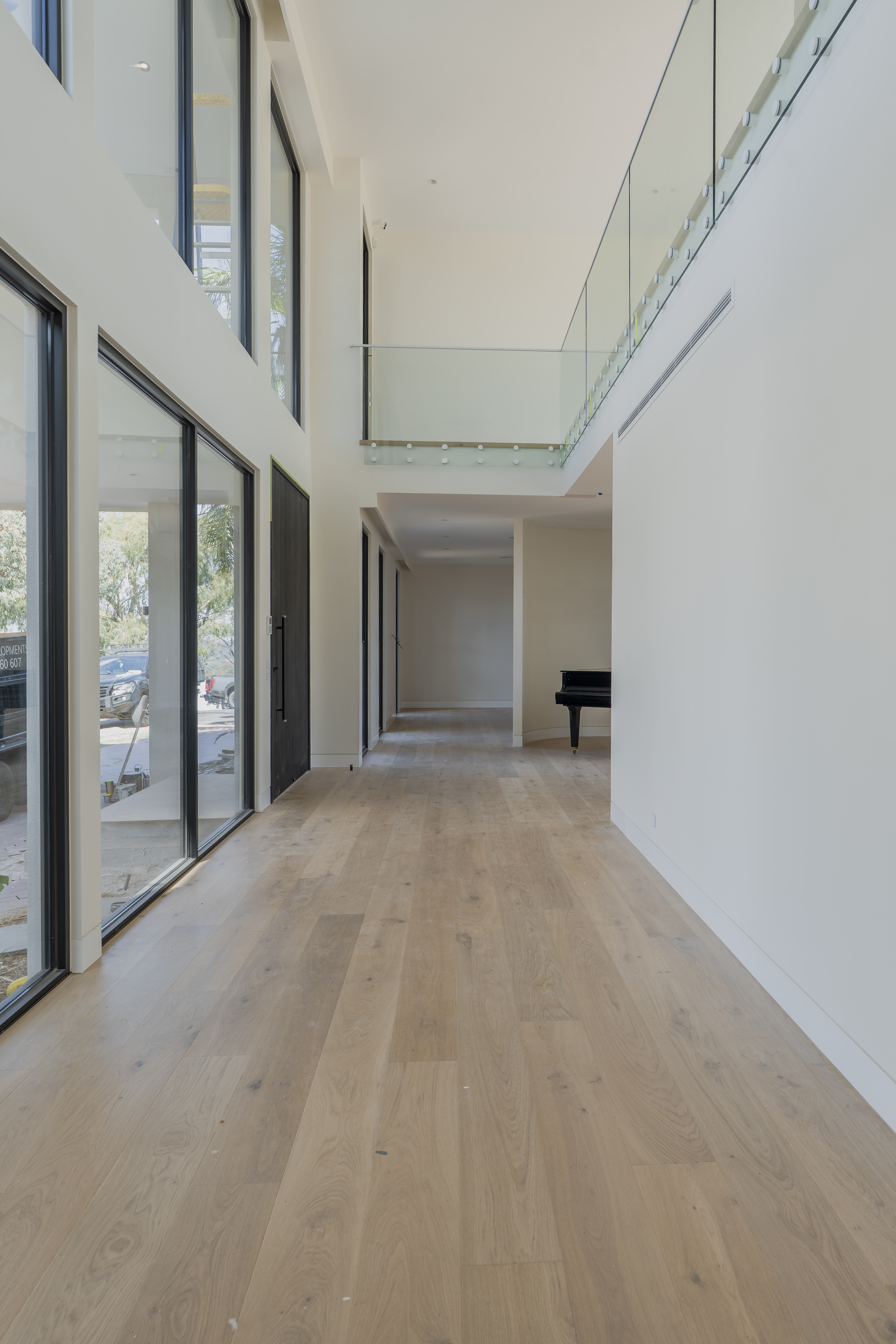 Starling Rd Diamond Creek interior