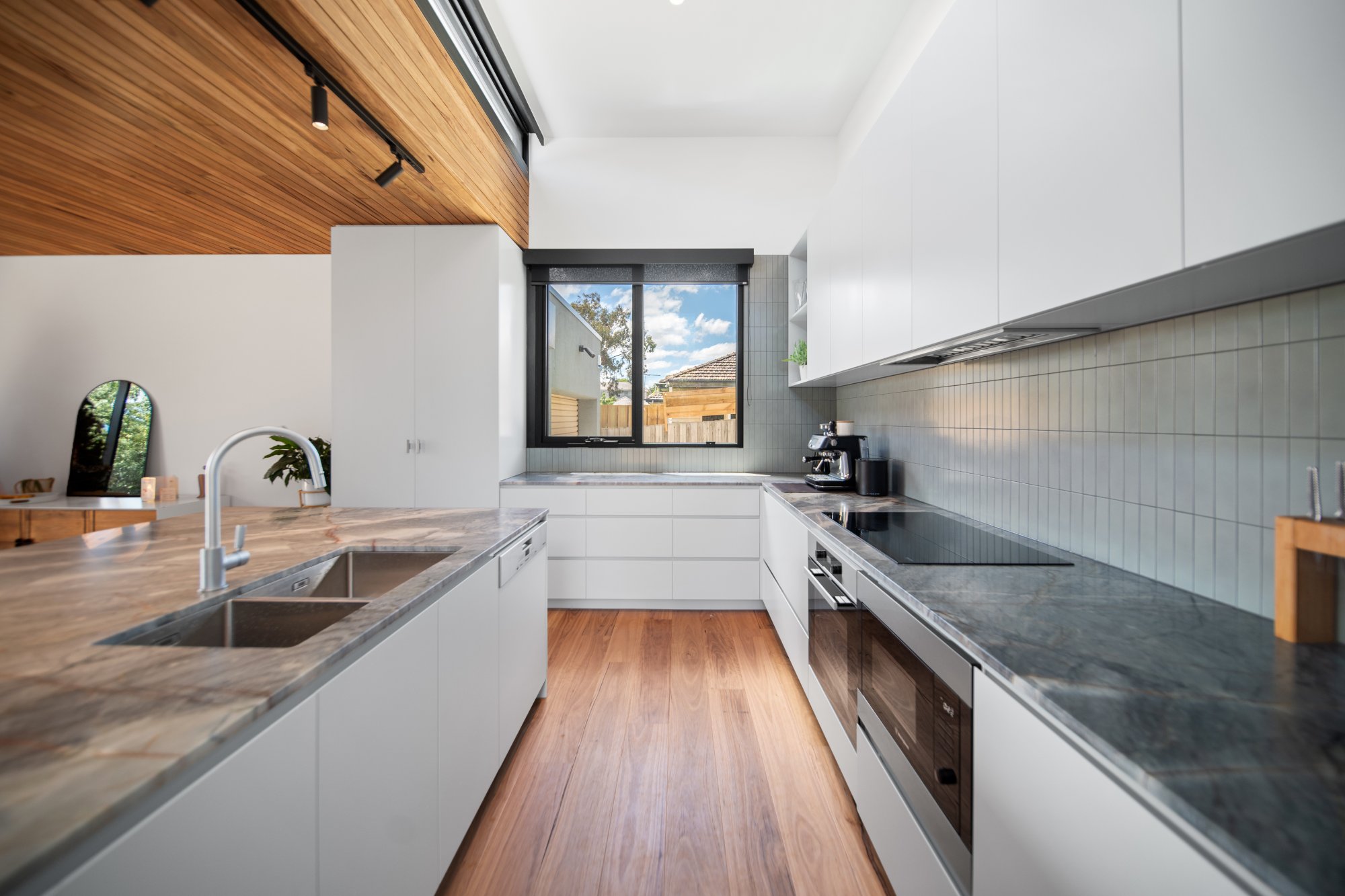 Custom home Macleod, Ryan Developments